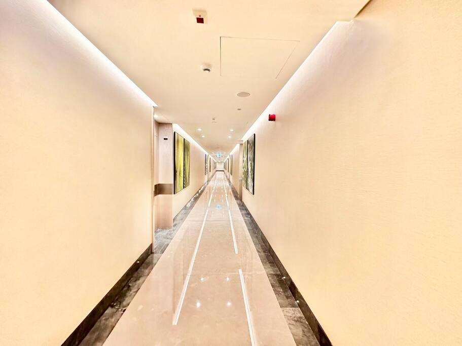 Apartment Luxury In High Floor Full Sea View In The Palm Tower Plam Jumeirah Dubai