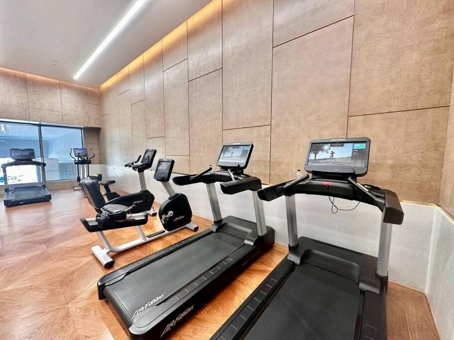 Luxury In High Floor Full Sea View In The Palm Tower Plam Jumeirah * Dubai